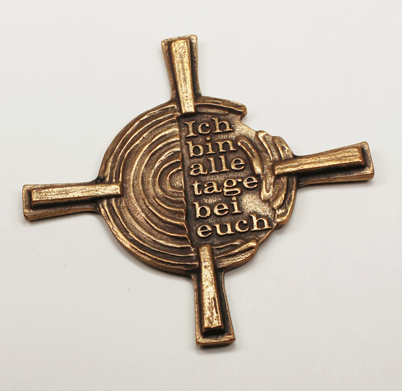 Bronzewandkreuz mit Spruch