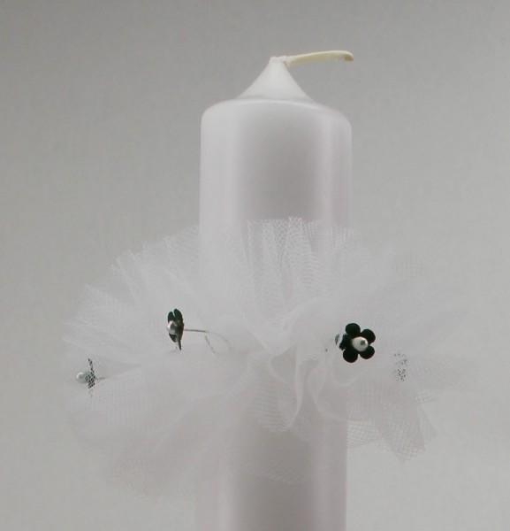 Kerzentropfer - Tüll mit grünen Blüten und Perlen